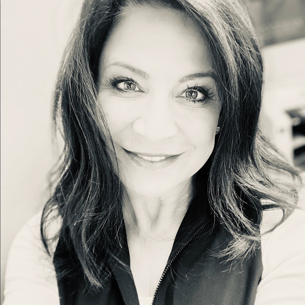 Meet your Posher, Laurie